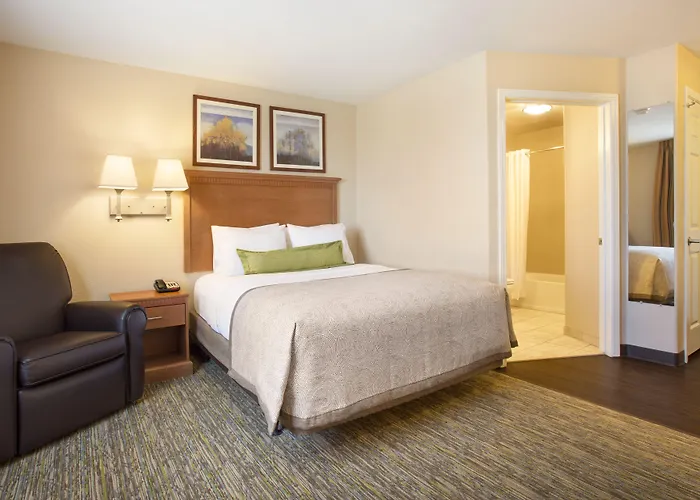 Candlewood By Ihg Hotel 2*