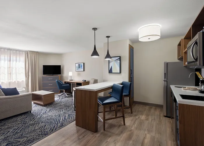 Hotel Candlewood By Ihg 2*