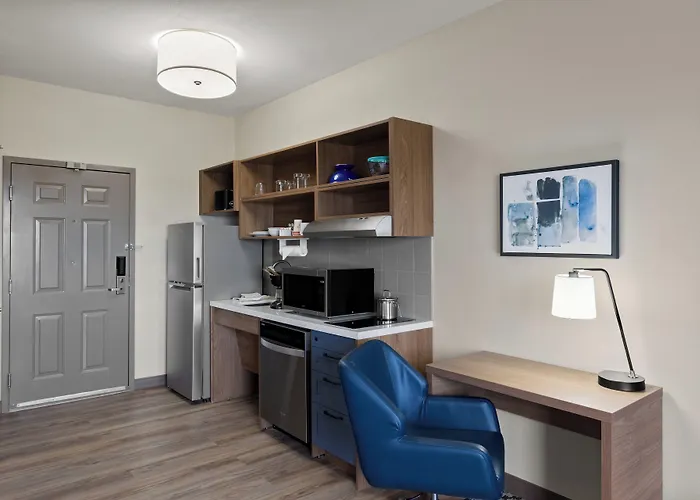 Candlewood By Ihg 2*